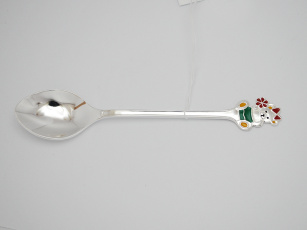 Детская серебряная ложка с эмалью "Мишка - девочка"