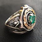 Кольцо серебряное "ELFE" с золотом и зеленым агатом (ониксом)