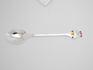 Детская серебряная ложка с эмалью "Мишка - мальчик"